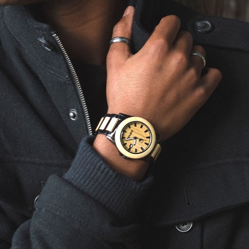 the Traveler - Panda Watches